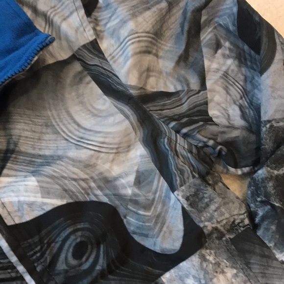 FOG Boy’s Two sides jacket - Picture 4 of 9